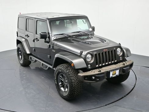 Used 2017 Jeep Wrangler Unlimited Sahara image 15