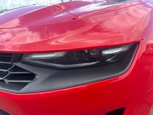 Used 2022 Chevrolet Camaro LT RWD image 9