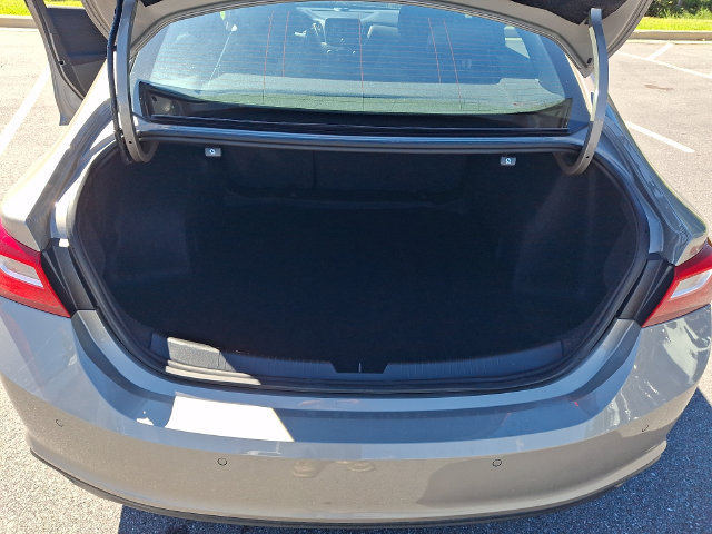 Used 2025 Chevrolet Malibu LT FWD image 29