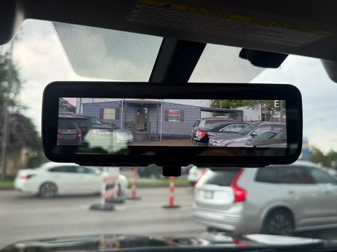 Used 2019 Subaru Ascent Touring AWD/4WD image 16