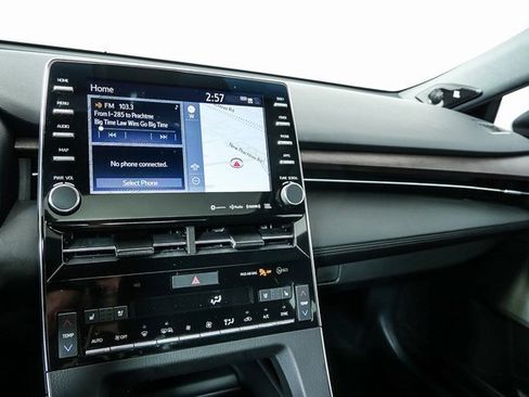 Used 2022 Toyota Avalon Limited w/ Advanced Safety Package image 13