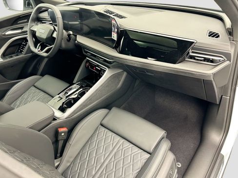 New 2025 Audi SQ5 Premium Plus image 16