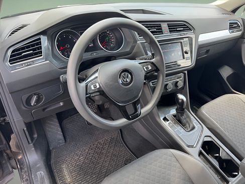 Used 2019 Volkswagen Tiguan S w/ Driver Assistance Package FWD image 17