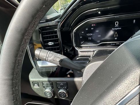 Used 2024 GMC Sierra 1500 Elevation w/ X31 Off-Road Package AWD/4WD image 27