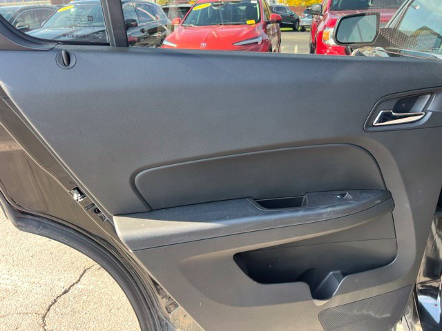 Used 2017 Chevrolet Equinox LT w/ Convenience Package FWD image 13
