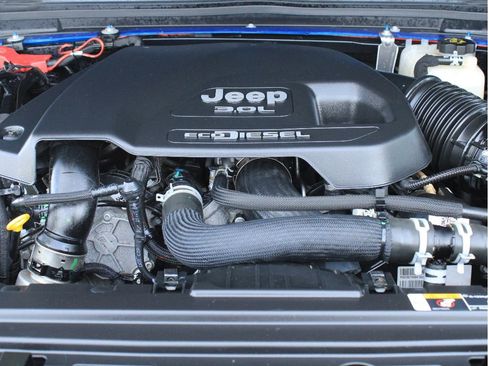 Certified 2021 Jeep Gladiator Rubicon w/ Cold Weather Group AWD/4WD image 40