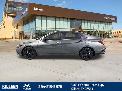 New 2026 Hyundai Elantra SEL Sport Premium FWD image 4