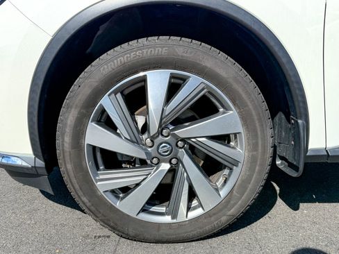 Used 2020 Nissan Murano SL w/ Moonroof Package image 9