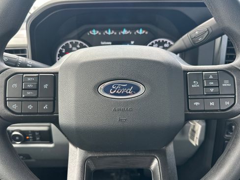 New 2026 Ford F250 XL w/ XL Chrome Package image 20