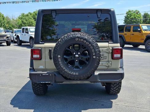 Certified 2022 Jeep Wrangler Sport AWD/4WD image 5