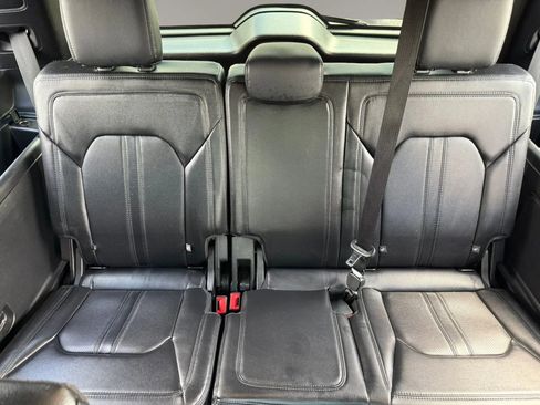 Used 2019 Ford Expedition Limited w/ Equipment Group 301A image 33