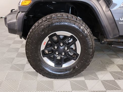 Used 2019 Jeep Wrangler Unlimited Sport S AWD/4WD image 16