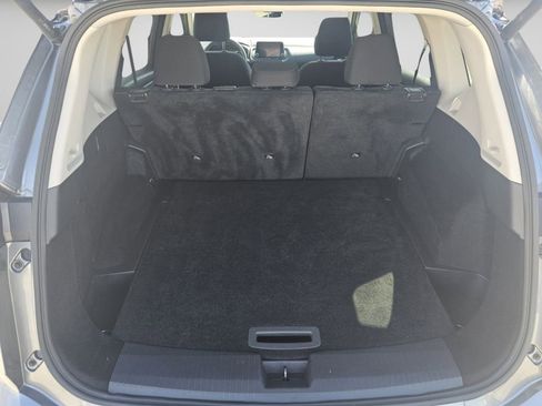 Used 2024 Nissan Rogue SV image 24