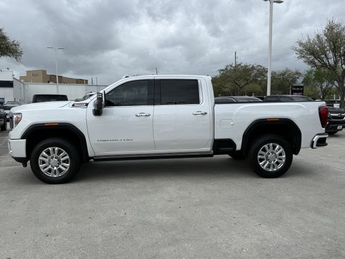 Used 2022 GMC Sierra 2500 Denali w/ Denali Ultimate Package image 9