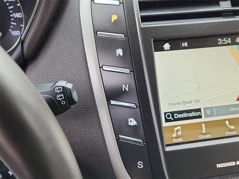 Used 2019 Lincoln MKC Reserve w/ MKC Climate Package image 21