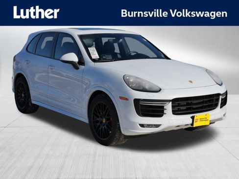 Used 2017 Porsche Cayenne GTS image 1