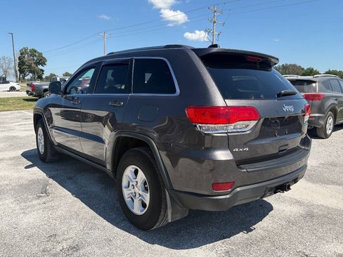 Used 2017 Jeep Grand Cherokee Laredo w/ Quick Order Package 23E AWD/4WD image 5