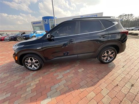 Used 2023 Kia Seltos EX image 30