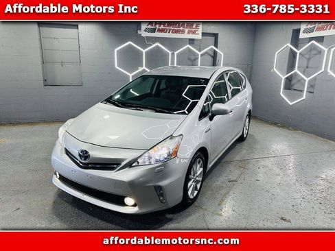 Used 2012 Toyota Prius V Five FWD image 1