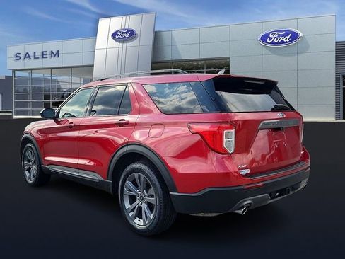 Certified 2023 Ford Explorer XLT w/ Equipment Group 202A AWD/4WD image 4