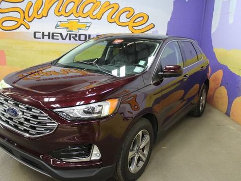 Used 2022 Ford Edge SEL w/ Convenience Package AWD/4WD image 4