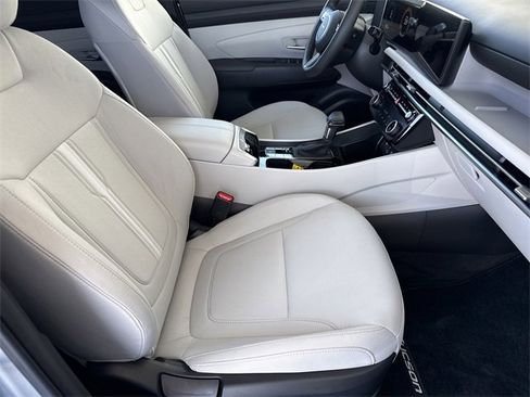 Used 2025 Hyundai Tucson SEL image 35