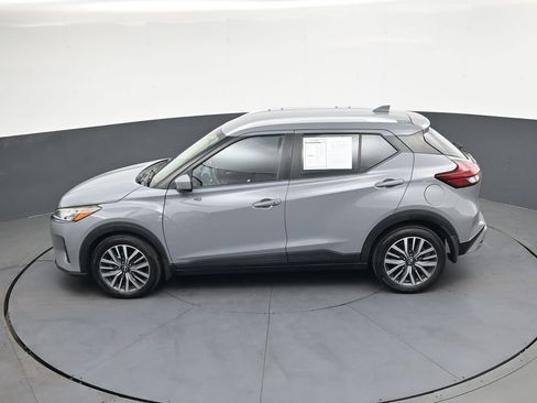 Used 2023 Nissan Kicks SV FWD image 33
