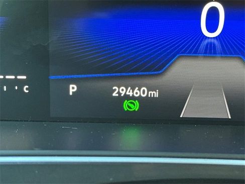 Used 2024 Volkswagen Tiguan Wolfsburg Edition image 20