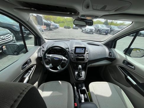 Used 2019 Ford Transit Connect XLT FWD image 11