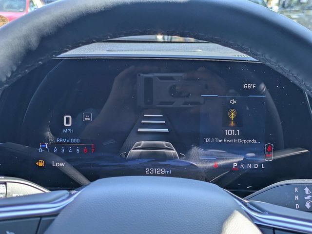 Used 2025 Chevrolet Equinox LT FWD image 30