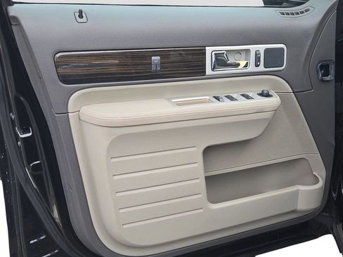 Used 2008 Lincoln MKX 2WD image 16