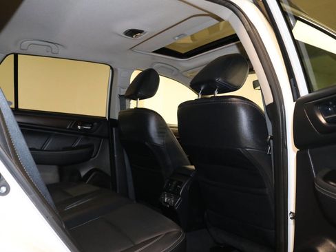 Used 2019 Subaru Outback 2.5i Limited w/ Popular Package #2 image 81