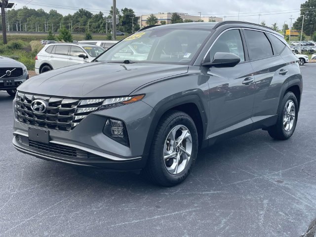 Used 2024 Hyundai Tucson SEL FWD image 3