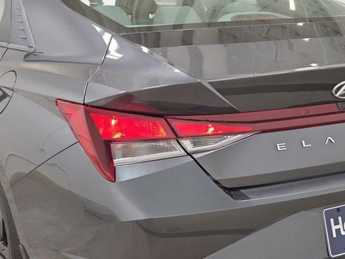 Used 2023 Hyundai Elantra SEL FWD image 33