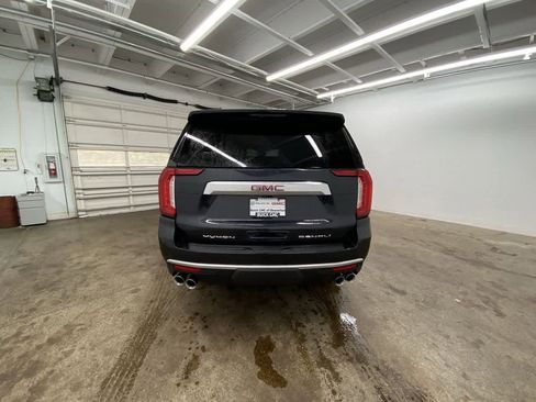 Used 2024 GMC Yukon Denali w/ Advanced Technology Package image 5