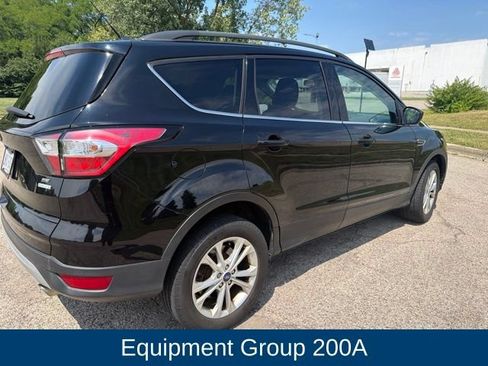 Used 2018 Ford Escape SE FWD image 2