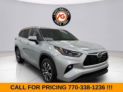 Used 2022 Toyota Highlander XLE