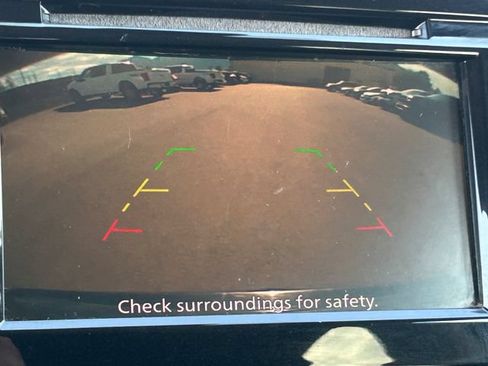 Used 2020 Nissan Rogue SV AWD/4WD image 14