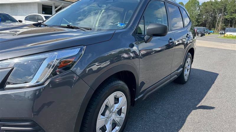 Used 2023 Subaru Forester AWD/4WD image 12