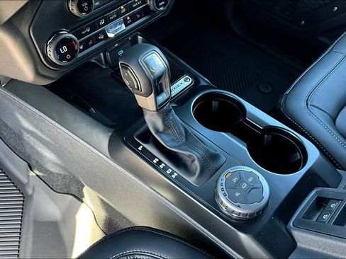 New 2025 Ford Bronco Outer Banks AWD/4WD image 8