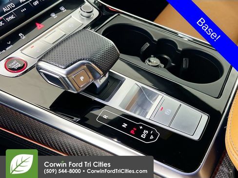 Used 2023 Audi RS Q8 w/ Black Optic Package AWD/4WD image 10