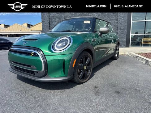 Used 2024 MINI Cooper SE FWD image 1