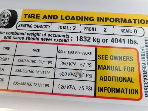 Used 2024 Ford Transit 250 Low Roof w/ Exterior Upgrade Package image 9