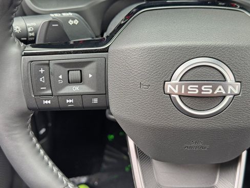 Used 2025 Nissan Rogue Platinum w/ Tech Package AWD/4WD image 21