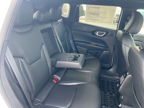 New 2026 Jeep Compass Limited w/ Sun, Sound & Navigation Group image 18