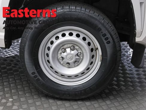 Used 2024 Toyota Tacoma SR RWD image 27
