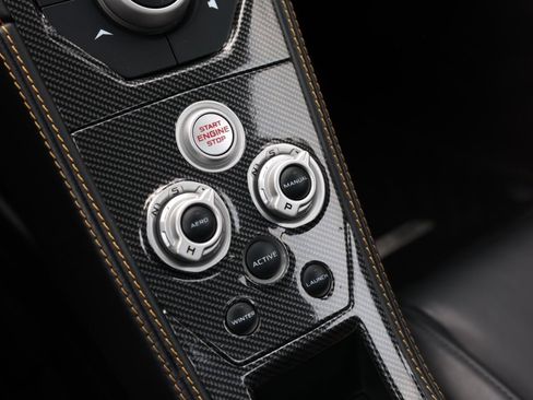 Used 2013 McLaren MP4-12C Spider image 21