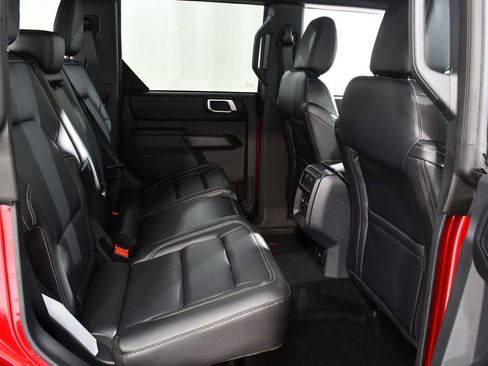 New 2026 Ford Bronco Outer Banks AWD/4WD image 19