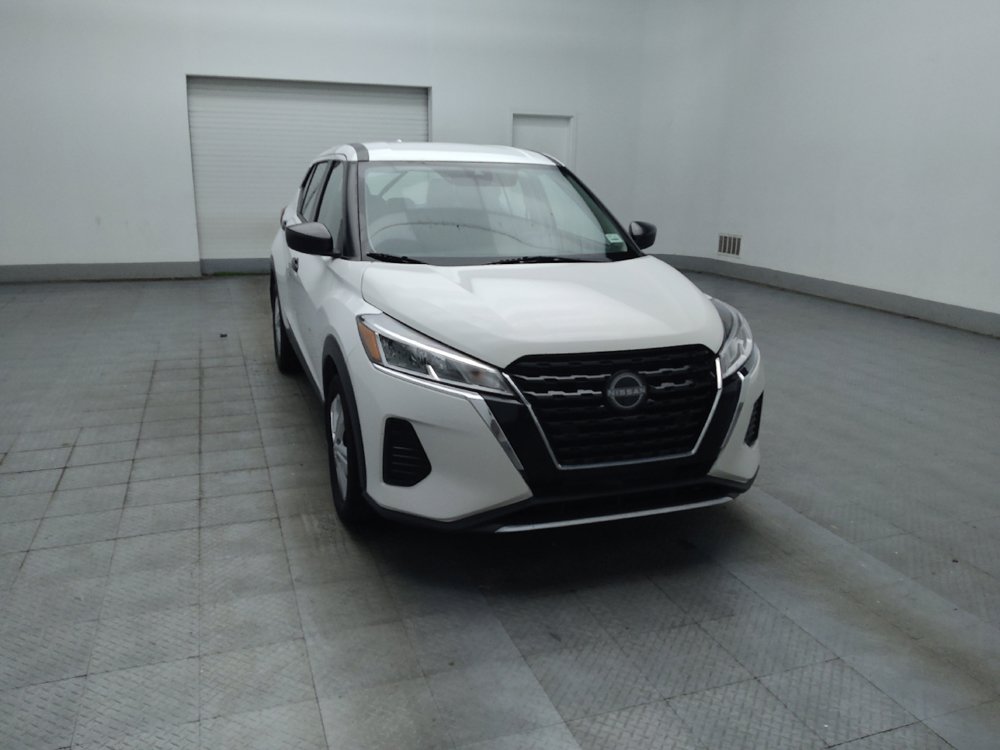 Used 2023 Nissan Kicks S FWD image 13