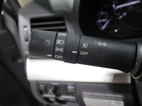 Used 2012 Subaru Outback 2.5i Premium AWD/4WD image 31